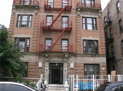 listing main photo