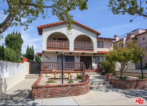 listing main photo