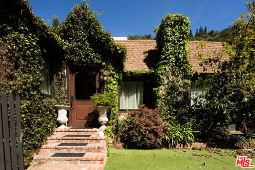 listing main photo