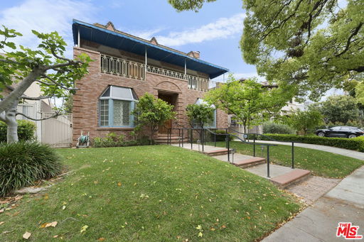 listing main photo
