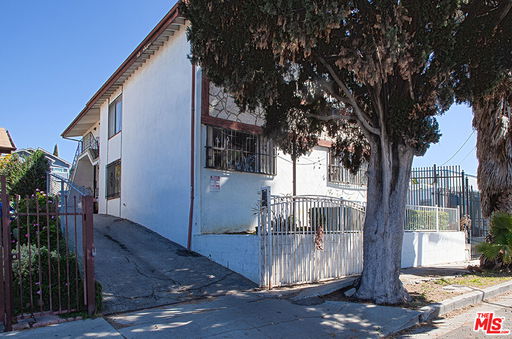 listing main photo