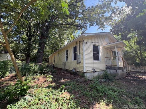 listing main photo