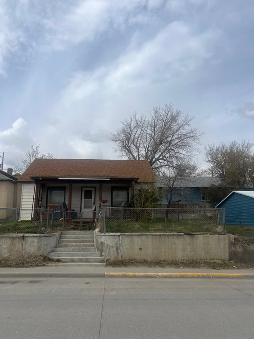 listing main photo