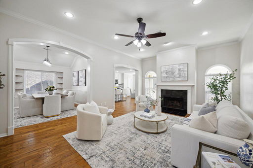 listing main photo