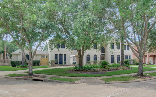 listing main photo