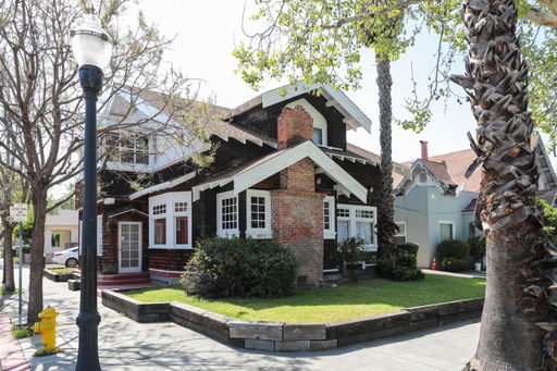 listing main photo
