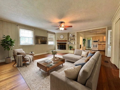 listing main photo