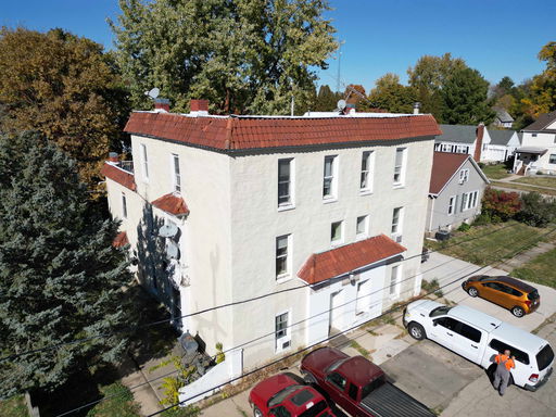 listing main photo