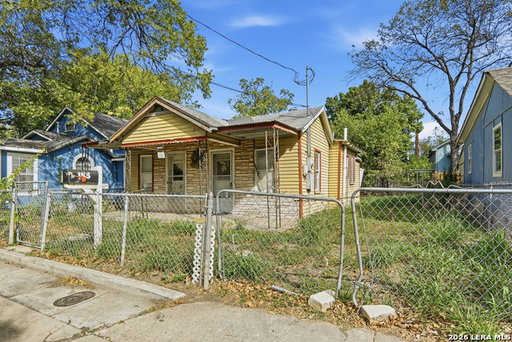 listing main photo