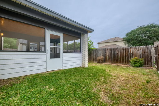 listing main photo