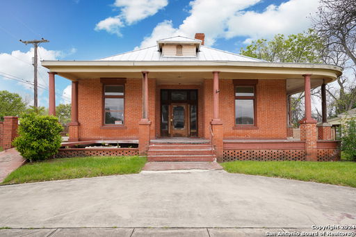 listing main photo
