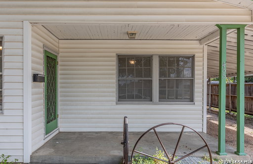 listing main photo