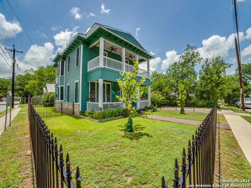 listing main photo