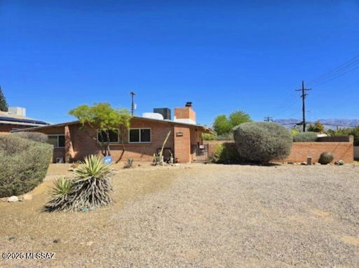 listing main photo