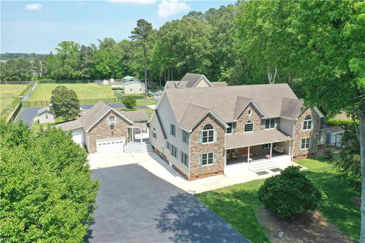listing main photo
