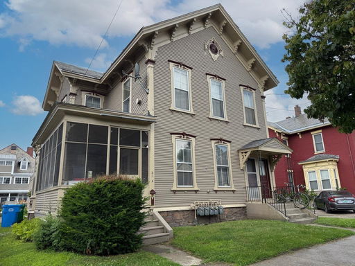 listing main photo