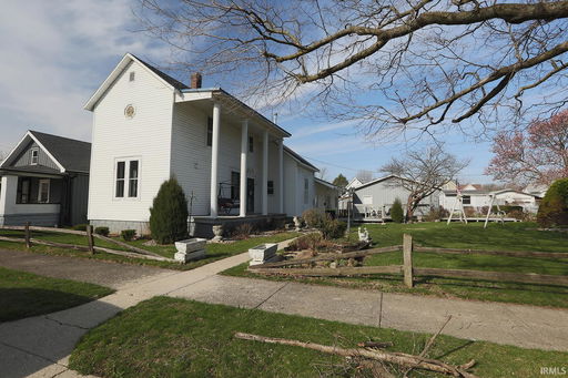 listing main photo