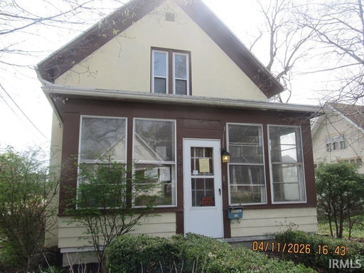 listing main photo