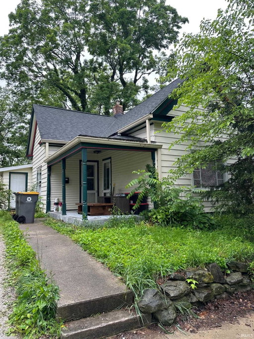 listing main photo