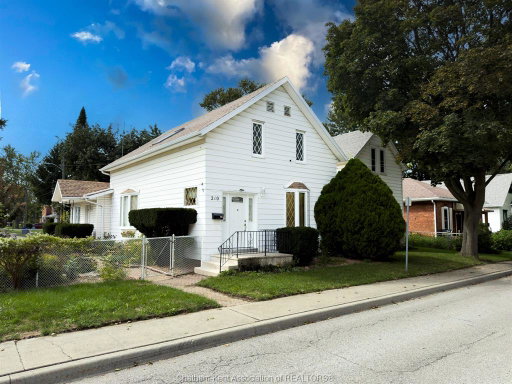 listing main photo