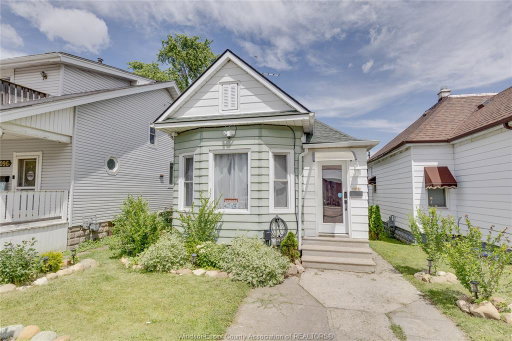 listing main photo