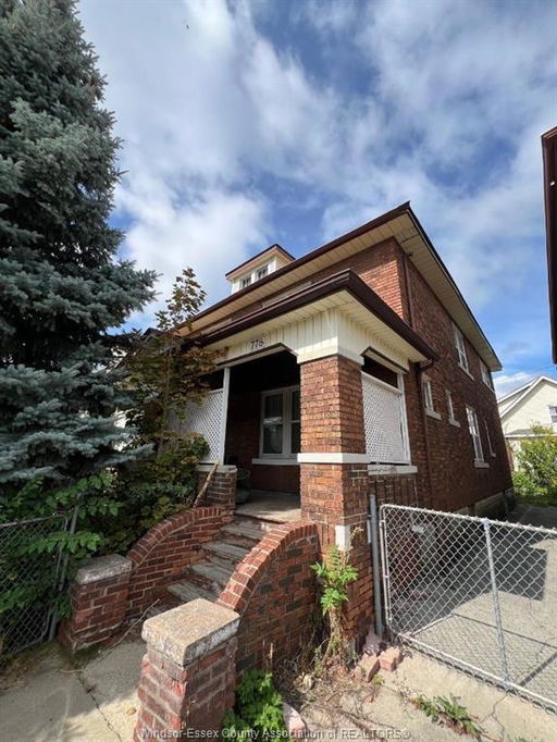 listing main photo