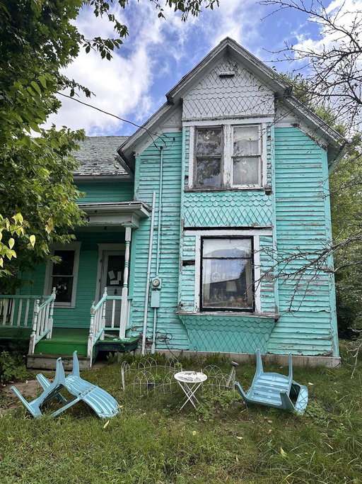 listing main photo